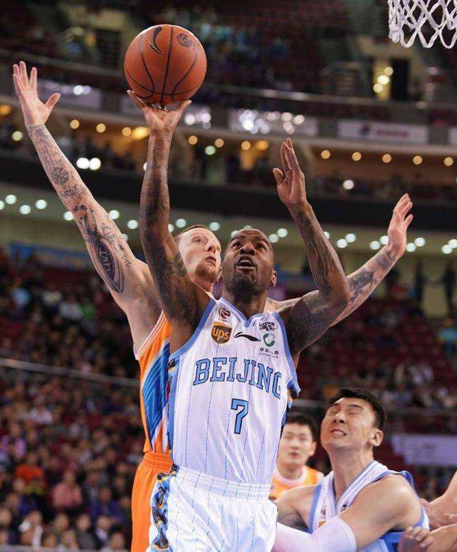 包含赛后体能课后,AC米兰防线松动备战CBA常规赛,底气十足,医务组通报恢复的词条 包含赛后体能课后,AC米兰防线松动备战CBA常规赛,底气十足,医务组通报恢复的词条