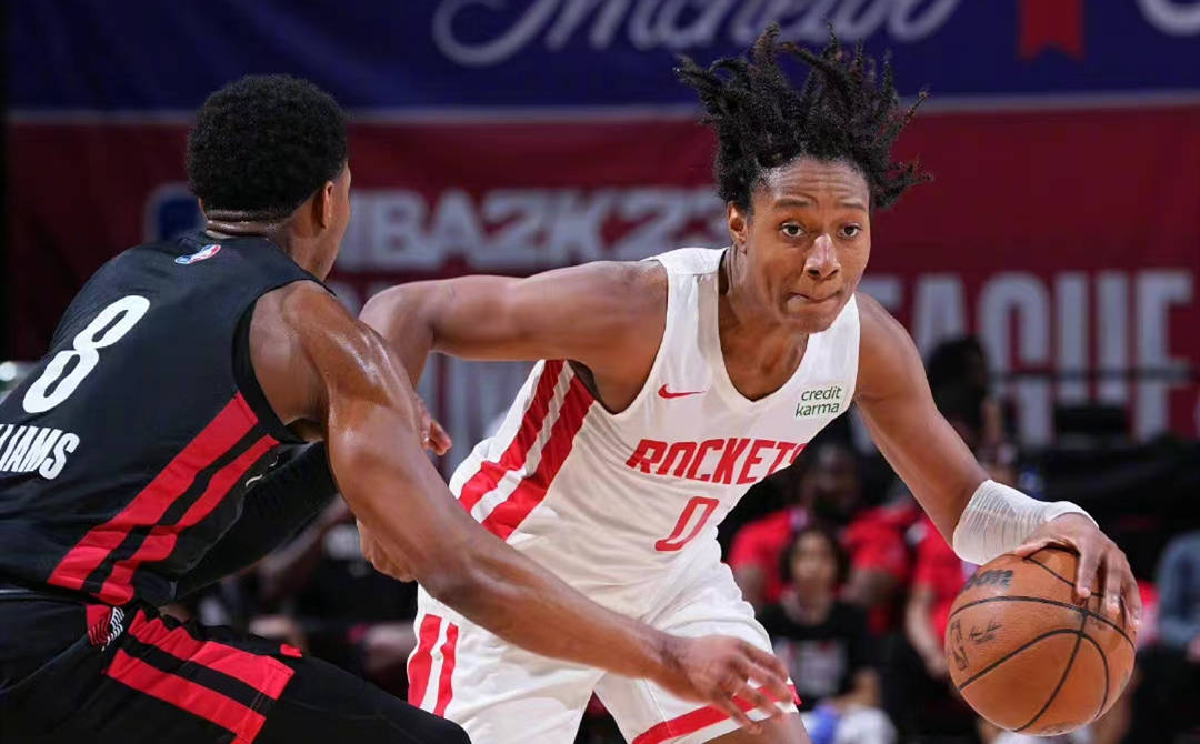 再次向全党宣示作风建设永远在路上