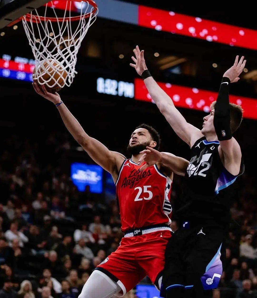 包含转会期纽约尼克斯备战CBA季后赛；队长鼓劲细节曝光；球迷炸锅；高层口径保持一致的词条